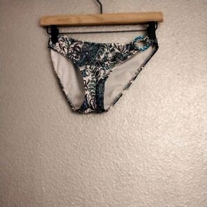 BIKINI BOTTOMS  SIZE M